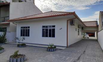 Imagem 2: Casa 3 Quartos Centro 220m²