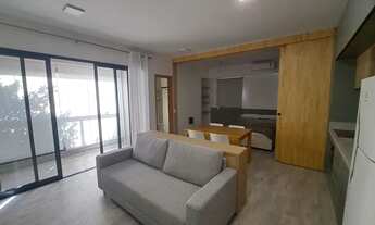 Imagem: Apartamento mobiliado, com varanda, no Alto