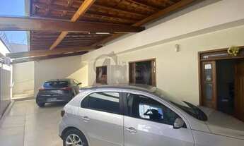 Imagem: A casa é localizada ao lado da Escola Normal