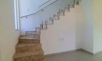 Imagem 5: Sobrado com 103m2, 3 dormitórios, 1 suíte, localizado no bairro Igara - Canoas