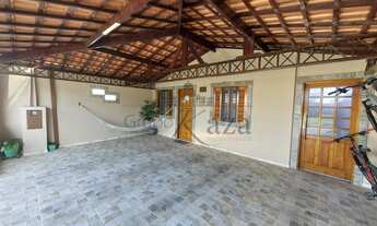 Imagem 2: LINDA Casa Condomínio - Jardim Paraíso - Jacareí - Condomínio Bosque das Aroeiras - 2 Dorm