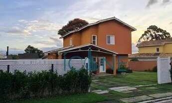 Imagem 2: Casa com 4 dorm com 245 m²