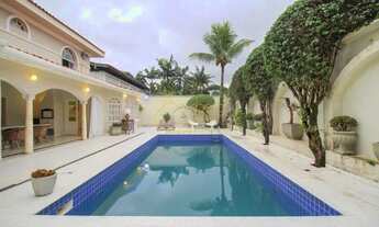 Imagem 3: Casa perto do Jockey Club em rua tranquila