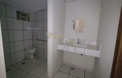 Imagem 5: Casa para Locação em Araçatuba, Vila Mendonça, 4 dormitórios, 1 banheiro, 2 vagas