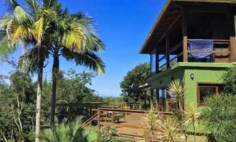 Imagem 2: Casa Alto Padrão para Venda em Imbituba, Praia do Rosa, 3 dormitórios, 1 suíte, 2 banheiro