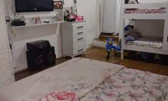 Imagem 5: DENTRO DA VIELA Casa com 1 dormitório