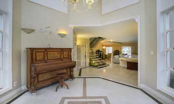 Imagem 6: Casa perto do Jockey Club em rua tranquila