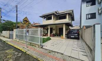 Imagem 2: Sobrado com 01 suíte + 02 dorm., Centro Barra Velha-SC