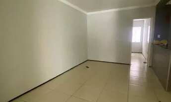 Imagem 2: Casa para aluguel possui 120 metros quadrados com 2 quartos em Vila Peri - Fortaleza - CE