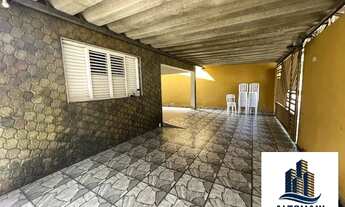 Imagem 2: Casa com 2 Dormitórios + Edícula - Jardim Adelaide