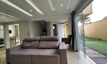 Imagem 7: Vendo sobrado no Santa Cândida com 3 dormitórios, churrasqueira, ático em condomínio fecha