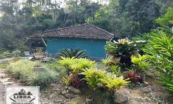 Imagem 3: Casa com 02 quartos, sala, varanda, banheiro social, cozinha, área de serviço e quintal