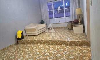 Imagem 6: Espaço e Conforto: Apartamento com 2 Quartos e Sala Ampla com Preço de Ocasião!