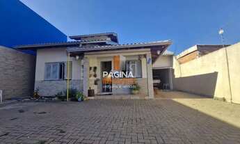 Imagem 4: Página 1 Imóveis anuncia para venda, uma linda casa com 03 dormitórios, no bairro Harmonia