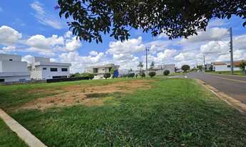 Imagem 4: Lote de esquina no condomínio Terras Alphaville Anápolis próximo a portaria