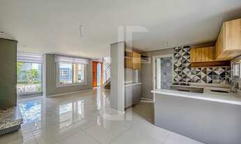 Imagem 2: Sobrado para venda tem 140 metros quadrados com 3 quartos em Hípica - Porto Alegre - RS