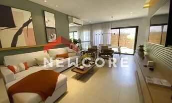 Imagem: Casa de condomínio em Rua José Decourt