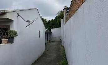 Imagem 4: Casa de fundos com 2 quartos para alugar, 45 m² por R$ 1.400/mês+taxas-Pinheirinho-Curitib