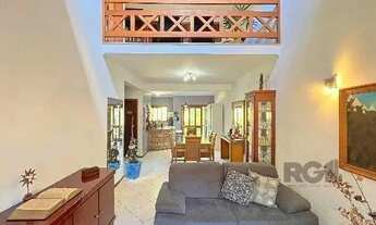 Imagem 7: Casa em Porto Alegre, no bairro Hípica, com 3 dormitório(s), e 2 banheiros, à venda