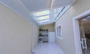 Imagem 7: Lindo Triplex 100% mobiliado com 200m², 3 quartos sendo 1 suite, ático amplo