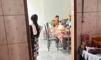 Imagem 5: Vende-se no Tenone (D