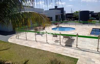 Imagem 4: Casa à venda em Sarandi, Parque Pioneiros, com 3 suítes, com 237 m², Condomínio Ouro Verde