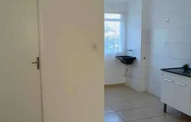 Imagem 2: Apartamento Padrão de 2 Dormitórios à Venda no Jardim Maria Goretti, Ribeirão Preto