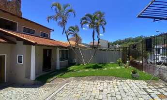 Imagem 2: Casa com 4 dormitórios, sendo 2 suítes no Bairro João Paulo em Florianópolis /SC