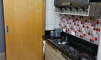 Imagem 2: Apartamento para venda possui 79 metros quadrados com 2 quartos em Zona 07 - Maringá - PR