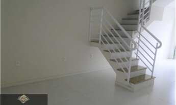 Imagem 2: Excelente sobrado geminado medindo 104m² 3 dormitórios sendo 1 suíte, estuda troca Ótima L