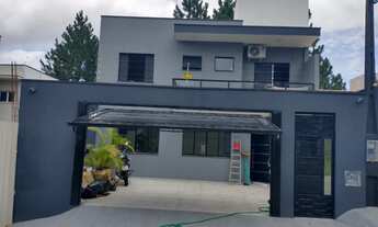 Imagem: Sobrado para venda tem 112 metros quadrados