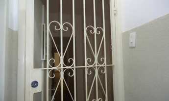 Imagem 5: Apartamento para aluguel possui 47 metros quadrados com 1 quarto em Floresta - Porto Alegr