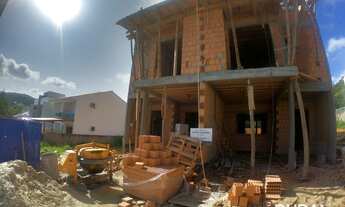 Imagem: Sobrado 3 Dormitórios sendo 01 Suíte