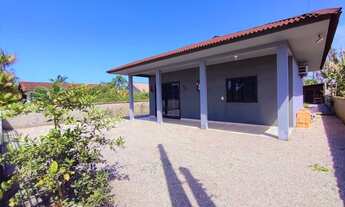 Imagem 3: 2003 Casa em Alvenaria no Bairro Salinas, com laje, distante 700 metros da praia