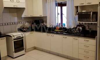 Imagem 3: Casa de condomínio para venda com 300 metros quadrados com 4 quartos