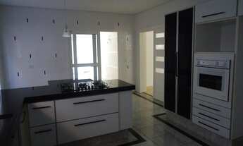 Imagem 5: Casa de condomínio para venda com 500 metros quadrados com 4 quartos