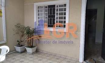 Imagem 2: Sobrado para Venda em Colombo, Atuba, 4 dormitórios, 2 suítes, 4 banheiros, 2 vagas