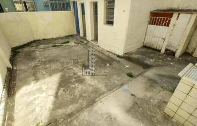 Imagem 3: Casa linear única no terreno perto da estação de Ramos