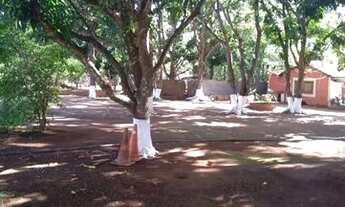 Imagem 3: Espaço p/ Eventos / Terreno c/ 2 casas / Arborizado 5580m² Escriturado