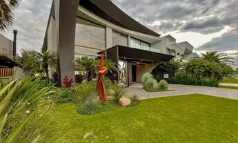 Imagem 3: Casa em Condominio 5 Dorm. - Bairro Centro