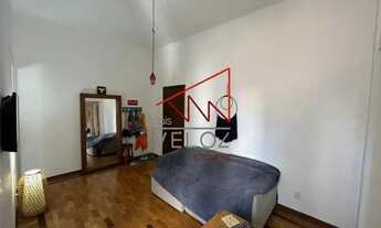 Imagem 3: Apartamento para venda possui 60 metros quadrados com 2 quartos em Laranjeiras - Rio de Ja