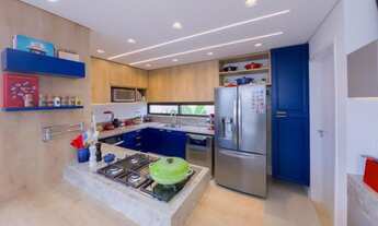 Imagem 5: Casa de condomínio sobrado para venda tem 200 metros quadrados com 4 quartos