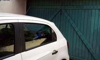 Imagem: Vendo 2CASAS um terreno só prox ao