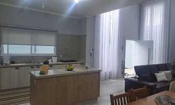 Imagem: Casa para venda tem 270m² com 3 quartos