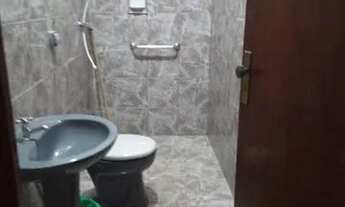 Imagem 2: Aluga-se quarto Quarto com aluguel com preço sob consulta