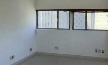 Imagem 2: Conjunto Comercial de 130m2. Perfeitamente Dividido - Porcelanato - Andar Alto