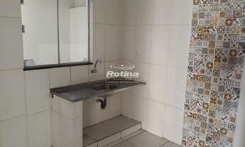 Imagem 3: Casa para aluguel, 2 quartos, Martins - Uberlândia/MG