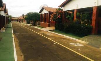 Imagem: Casa para venda em condomínio em caldas