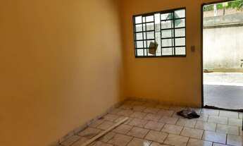 Imagem 2: Casa para Locação em Goiânia, Jardim Atlântico, 4 dormitórios, 1 banheiro, 1 vaga