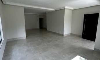 Imagem 2: Casa de condomínio térrea para venda tem 236 metros quadrados com 4 quartos